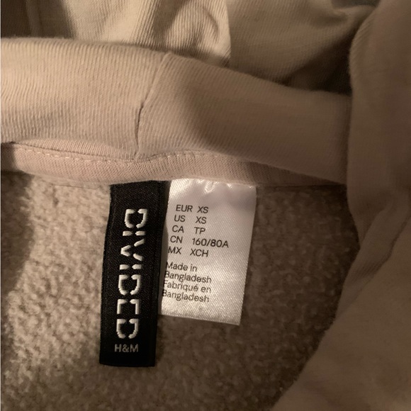 Brand: H&M Size: XS - Picture 4 of 4